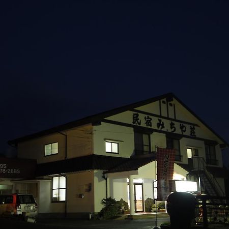 Minshuku Michiyasou Hotel Kirishima Buitenkant foto